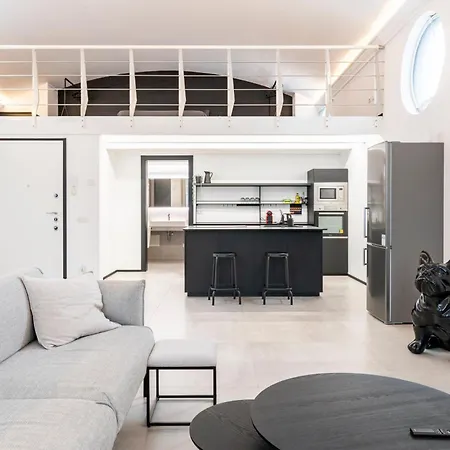 Diaz Novantuno - Luxury Center