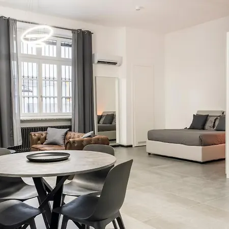 Diaz Novantuno - Luxury Center Apartment Como