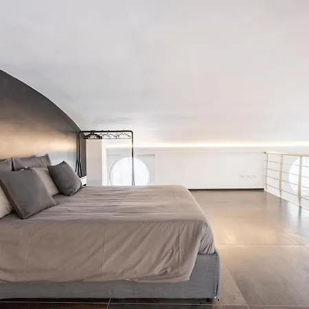 Diaz Novantuno - Luxury Center Apartment Como