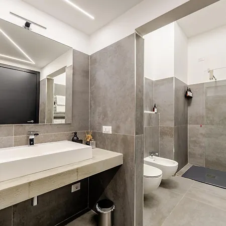 Diaz Novantuno - Luxury Center